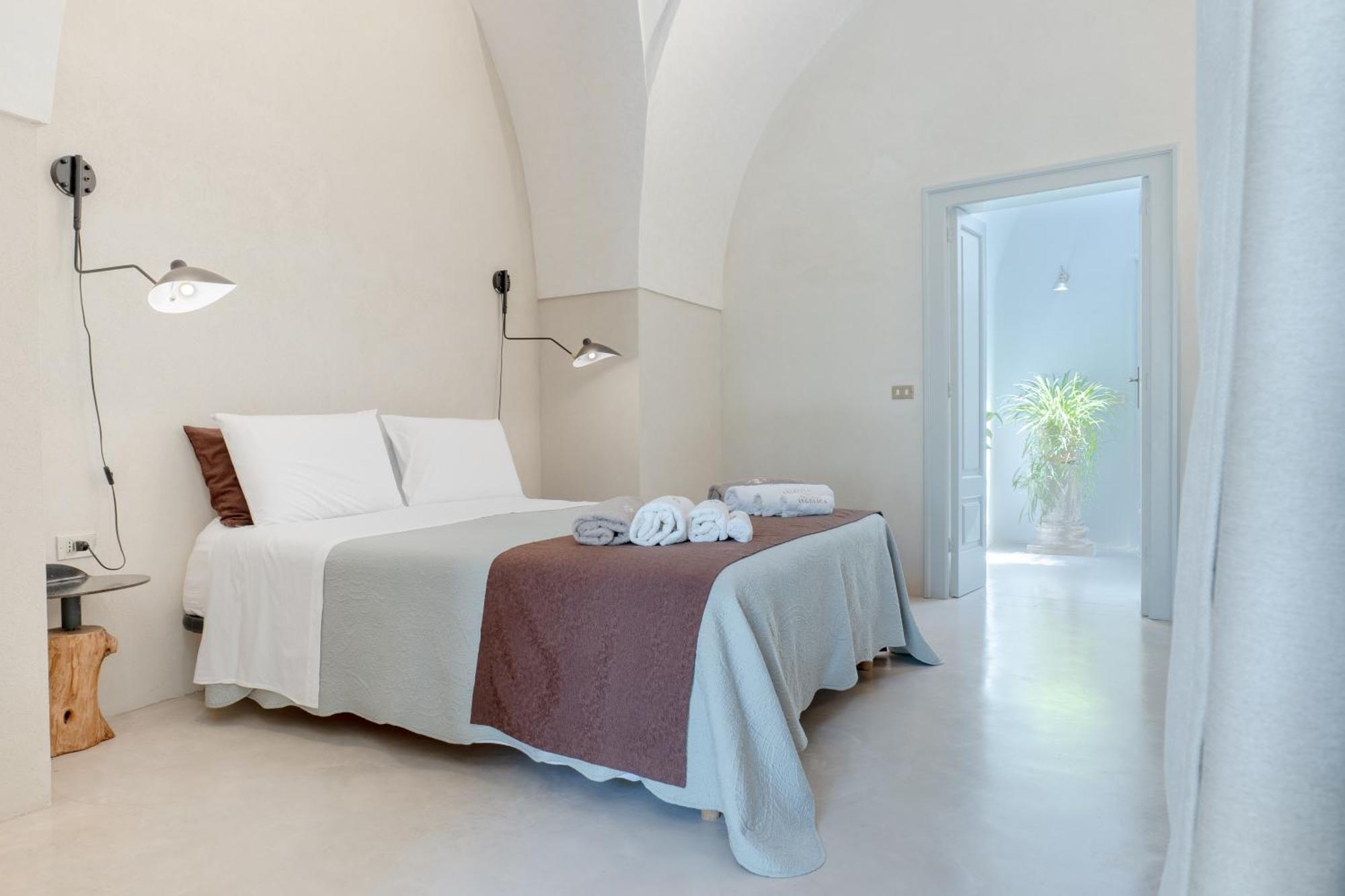 مبيت وإفطار جوردينيانو Palazzo Angelica - Luxury Retreat Otranto المظهر الخارجي الصورة
